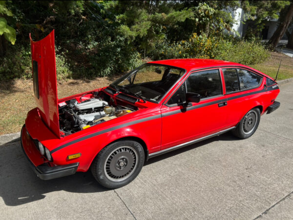 1982 Alfa Romeo GTV6 2.5L edición limitada Balocco SE (numerado) - Imagen 4