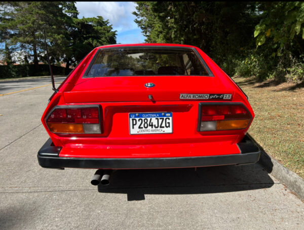 1982 Alfa Romeo GTV6 2.5L edición limitada Balocco SE (numerado) - Imagen 8