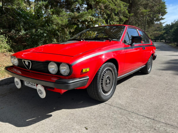 1982 Alfa Romeo GTV6 2.5L edición limitada Balocco SE (numerado) - Imagen 2
